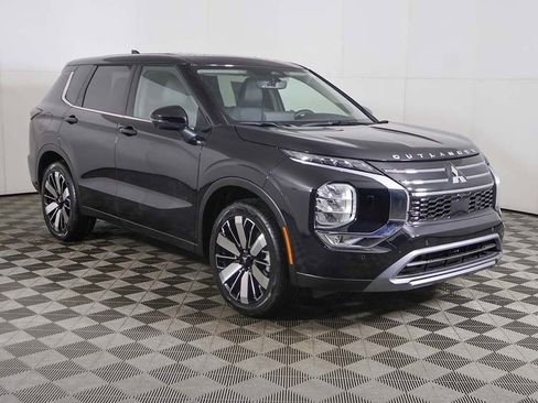 New 2026 Mitsubishi Outlander SE AWD/4WD image 2