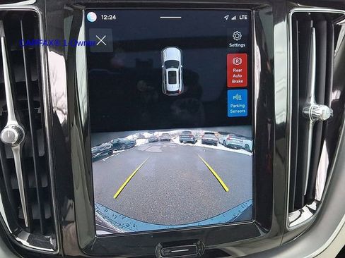 Certified 2023 Volvo XC60 B5 Core w/ Climate Package image 22