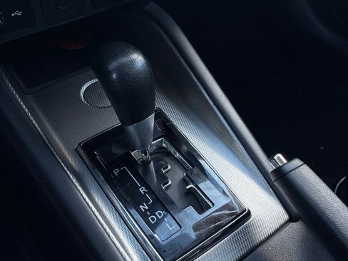 Used 2018 Mitsubishi Outlander Sport ES image 17