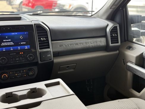 Used 2022 Ford F550 4x4 Crew Cab Super Duty image 18