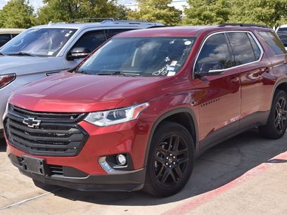 Used 2020 Chevrolet Traverse LT w/ LPO, Blackout Package