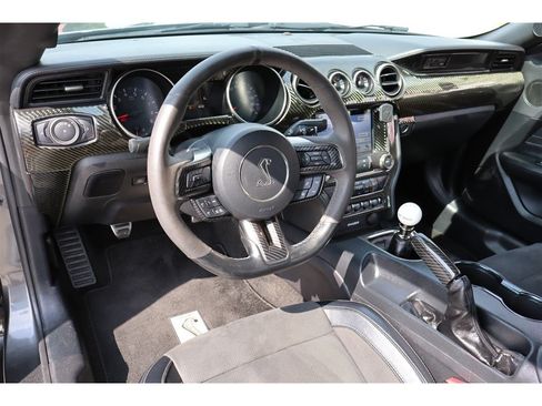 Used 2017 Ford Mustang Shelby GT350 RWD image 22