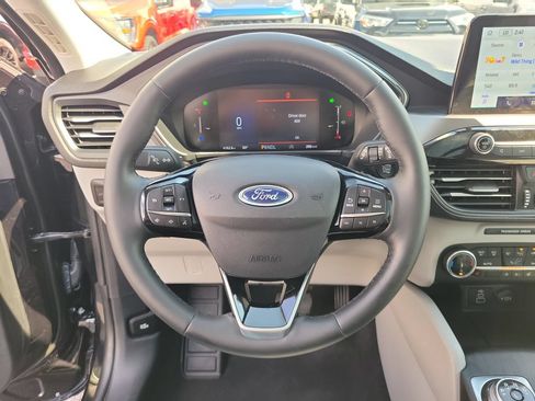 Certified 2026 Ford Escape Active w/ Cold Weather Package AWD/4WD image 23