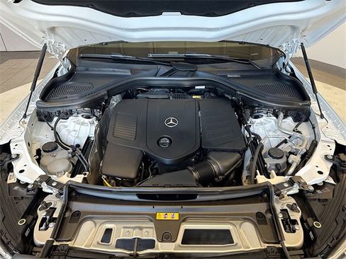 Certified 2025 Mercedes-Benz GLC 300 4MATIC image 32