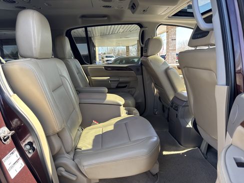 Used 2013 Nissan Armada Platinum image 33