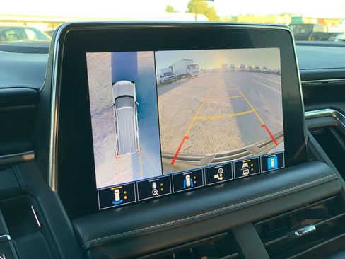 Certified 2021 Chevrolet Tahoe Premier w/ Premium Package RWD image 18