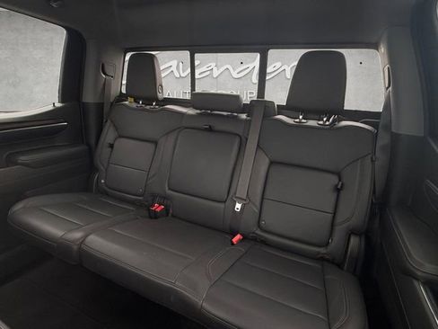 Certified 2024 GMC Sierra 1500 SLT image 19