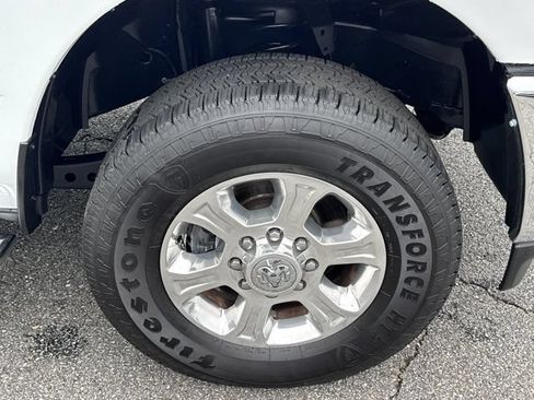 Certified 2026 RAM 2500 Big Horn AWD/4WD image 14