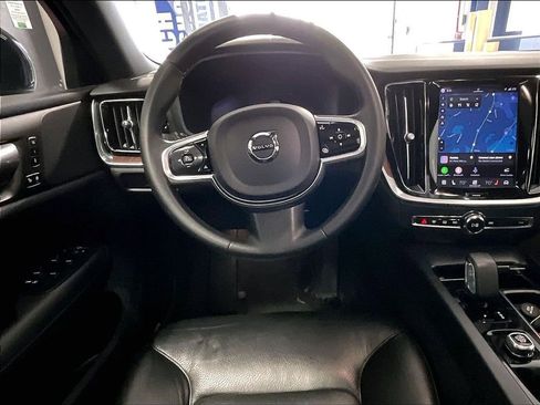 Used 2023 Volvo S60 B5 Plus AWD/4WD image 17