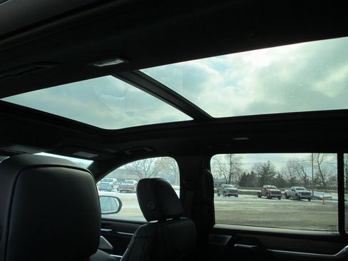 New 2026 GMC Acadia Denali Ultimate image 14