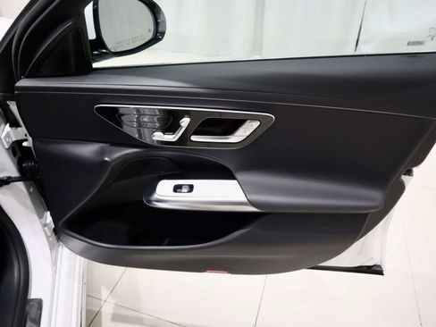 Used 2025 Mercedes-Benz E 350 Sedan w/ Winter Package image 15