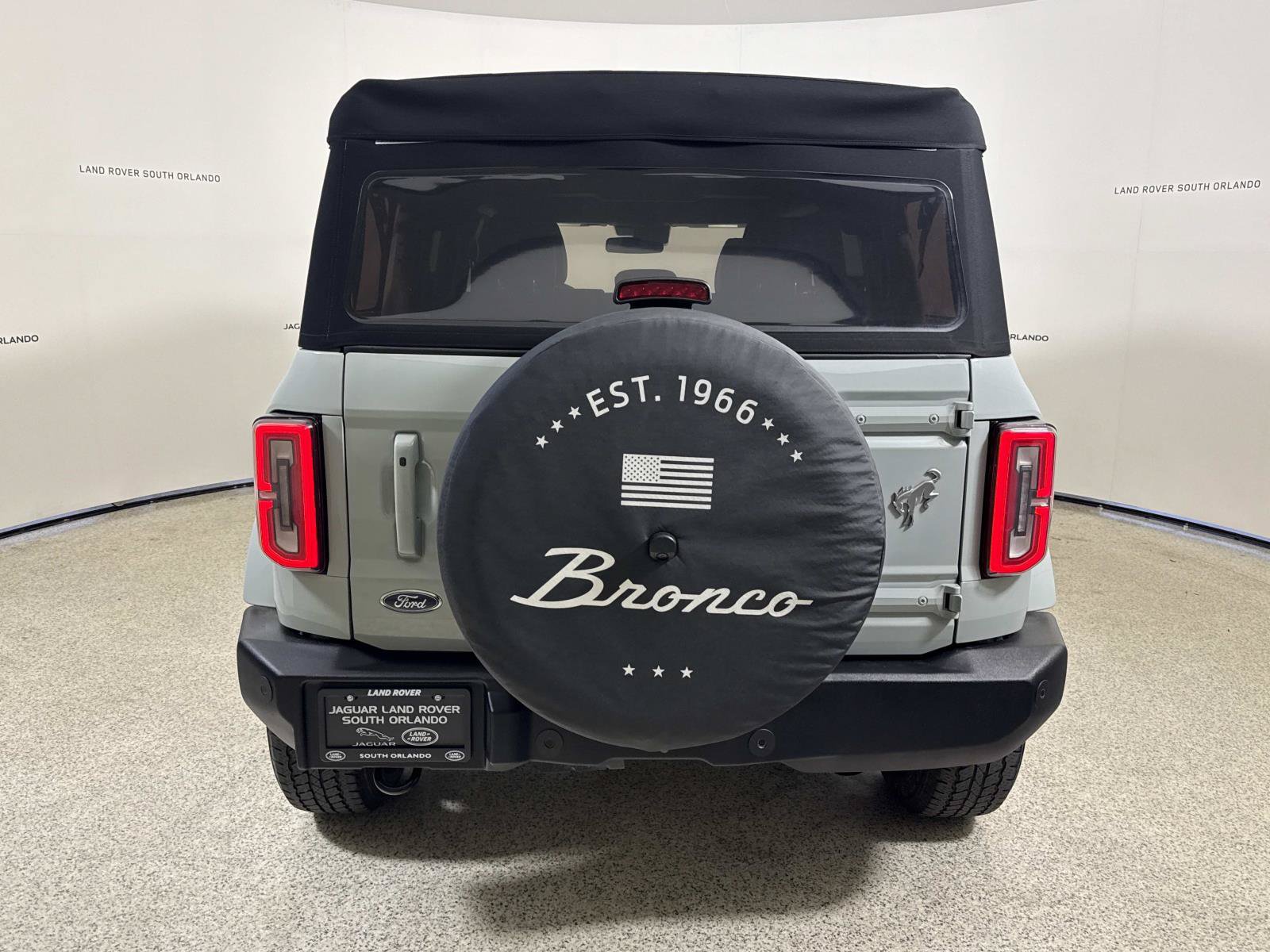 Used 2024 Ford Bronco Outer Banks AWD/4WD image 4