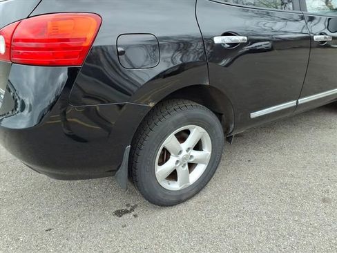 Used 2013 Nissan Rogue S w/ Special Edition Pkg image 9