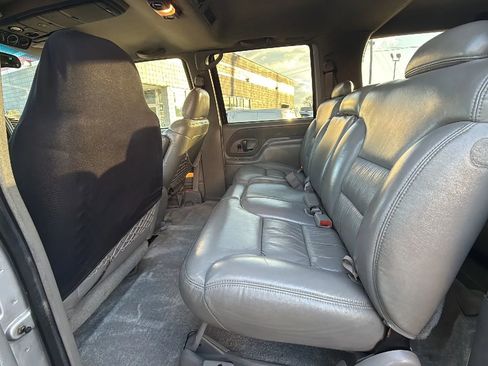 Used 1997 GMC Suburban 2500 w/ Marketing Opt Pkg 3 AWD/4WD image 12