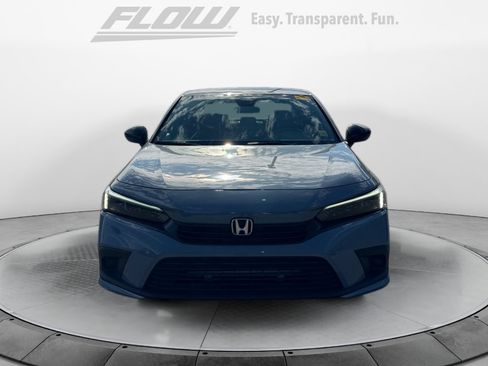 Used 2022 Honda Civic Sport image 2
