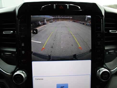 Used 2023 RAM 1500 Big Horn image 27