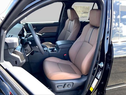 New 2026 Toyota 4Runner Limited AWD/4WD image 9