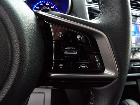 Used 2018 Subaru Outback 2.5i Limited image 18