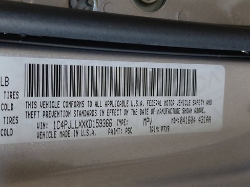 Used 2019 Jeep Cherokee Latitude Plus image 33