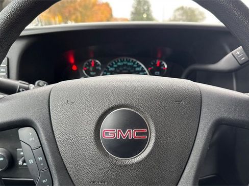 Used 2023 GMC Savana 2500 w/ Driver Convenience Package image 29