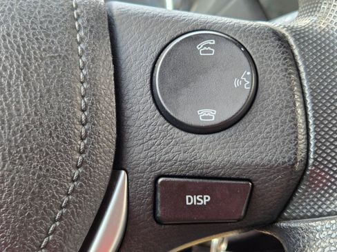 Used 2015 Toyota Corolla LE image 13