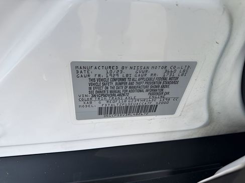 Used 2024 Nissan Kicks SR w/ SR Premium Package image 32