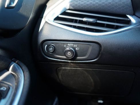 Used 2020 Chevrolet Malibu LT image 26