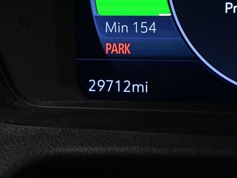 Used 2022 Chevrolet Bolt LT w/ Infotainment Package image 9