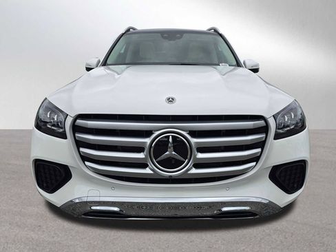 Used 2026 Mercedes-Benz GLS 450 4MATIC image 8