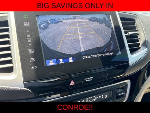 Used 2016 Honda Pilot Touring image 21