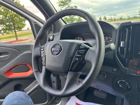 Used 2025 Nissan Frontier PRO-4X AWD/4WD image 20