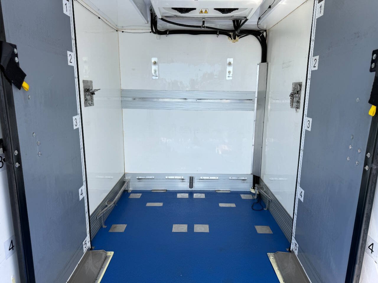 Used 2022 Ford Transit 350 w/ Upfitter Package RWD image 38
