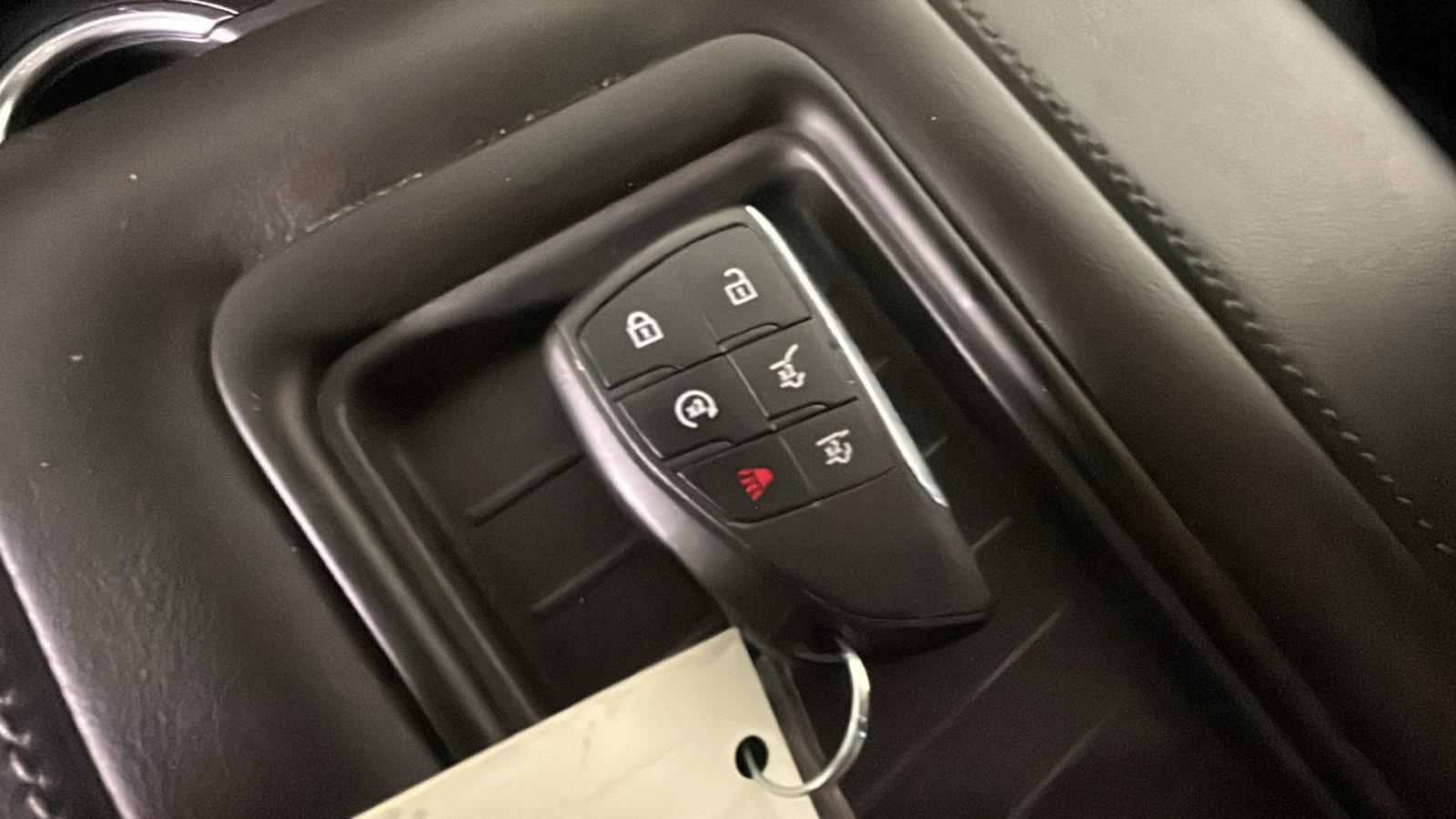 Used 2021 Chevrolet Tahoe Z71 w/ Z71 Signature Package AWD/4WD image 26