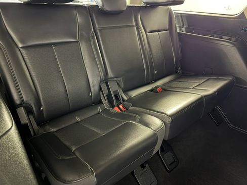Used 2024 Ford Expedition Max XLT AWD/4WD image 42