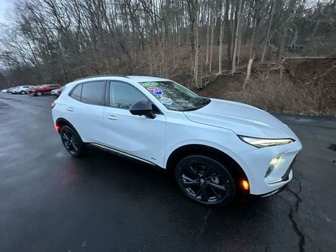 Used 2024 Buick Envision Sport Touring image 11