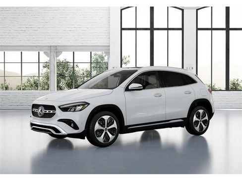 New 2025 Mercedes-Benz GLA 250 4MATIC image 38
