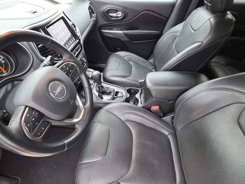 Used 2020 Jeep Cherokee Limited AWD/4WD image 12
