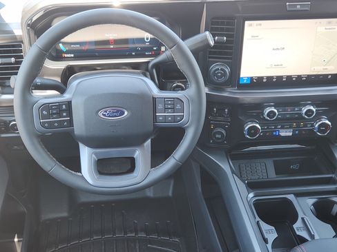 New 2026 Ford F250 Lariat w/ Black Appearance Package AWD/4WD image 25