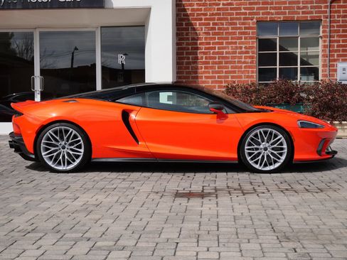 Used 2025 McLaren GTS RWD image 3