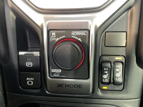 Used 2023 Subaru Forester Premium image 9