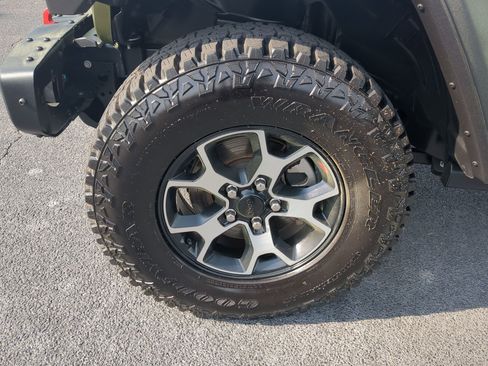 Used 2021 Jeep Wrangler Unlimited Rubicon image 10