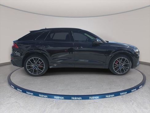 Used 2023 Audi Q8 Prestige w/ Prestige Package AWD/4WD image 5