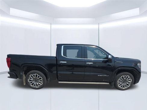 Used 2024 GMC Sierra 1500 Denali Ultimate AWD/4WD image 11