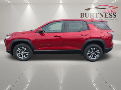 New 2026 Chevrolet Equinox LT w/ Convenience Package II AWD/4WD image 3