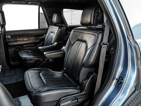 Used 2019 Ford Expedition Limited image 37