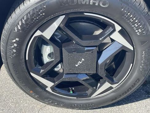 New 2026 Kia Sportage EX image 9