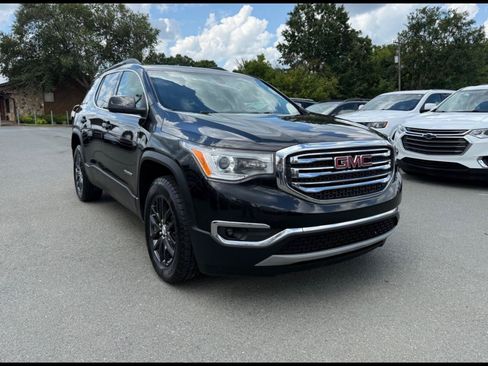 Used 2019 GMC Acadia SLT FWD image 1