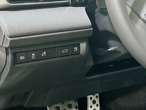 New 2026 Toyota Camry SE FWD image 11