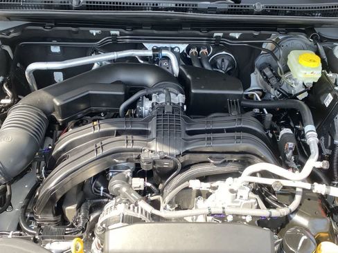 Used 2025 Subaru Outback Premium image 13