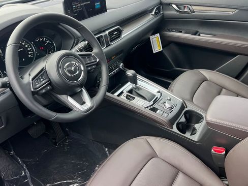 New 2025 MAZDA CX-5 Signature image 11